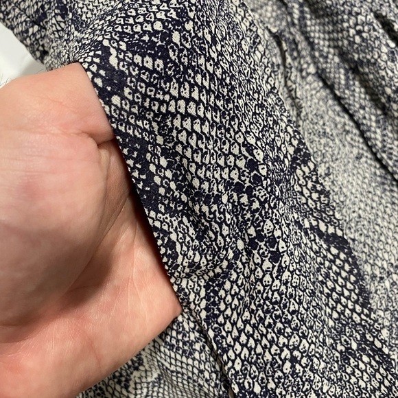 Maeve by Anthropologie Annette snake print Midi skirt - Picture 14 of 14